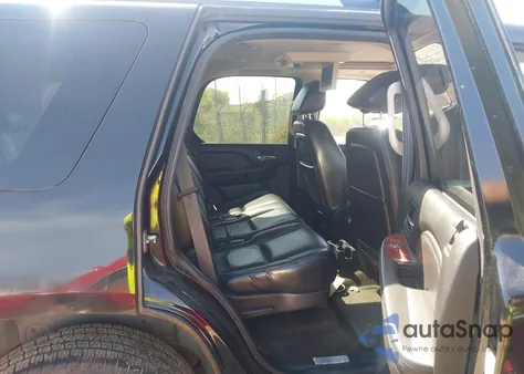 2007 Cadillac Escalade Standard z USA, uszkodzony, nr VIN 1GYFK638X7R297464